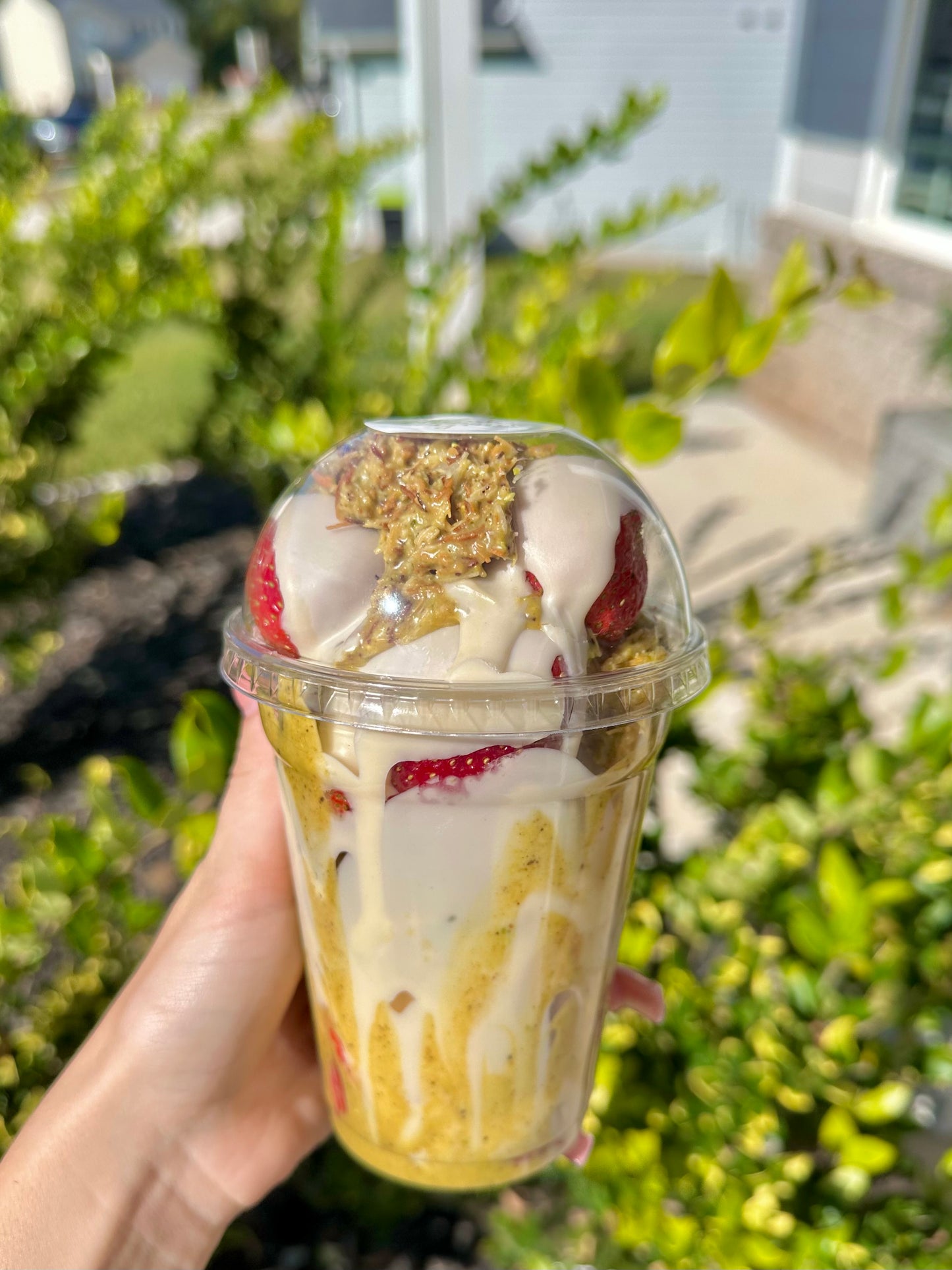 Dubai Strawberry Chocolate Cup