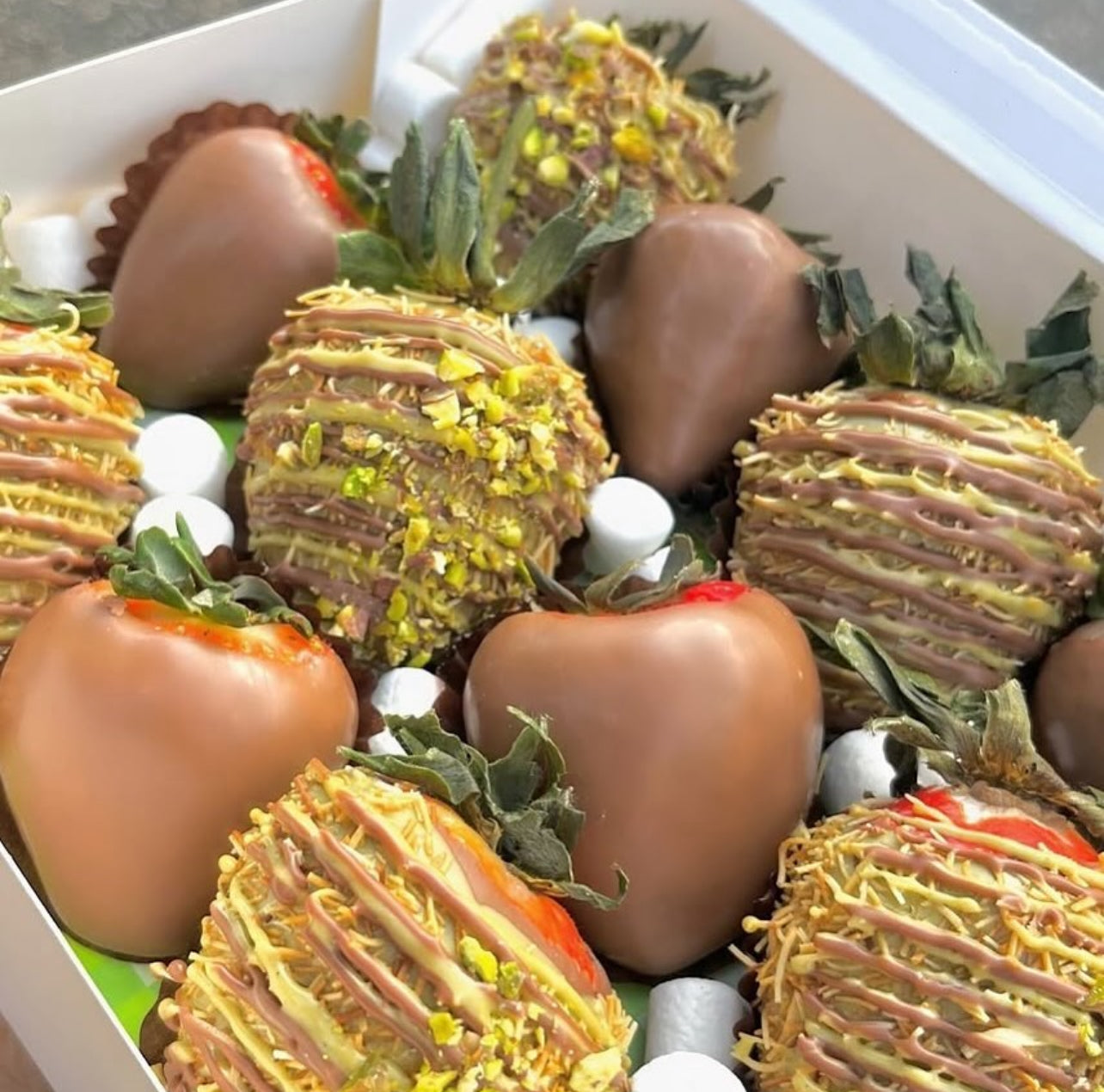 Dubai Chocolate Strawberries