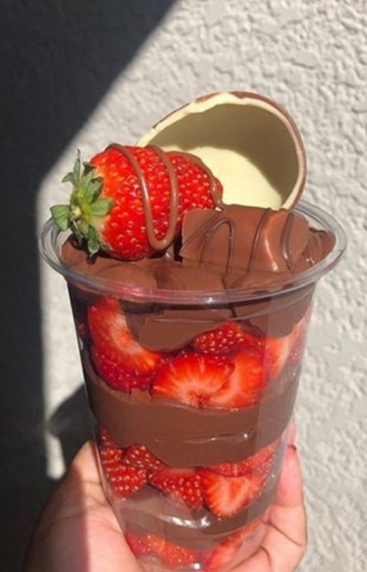 Chocolate Strawberry Cup
